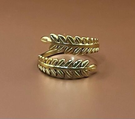 🌿 Elegant Gold Leaf Wrap Ring – Nature Inspired Beauty🌿